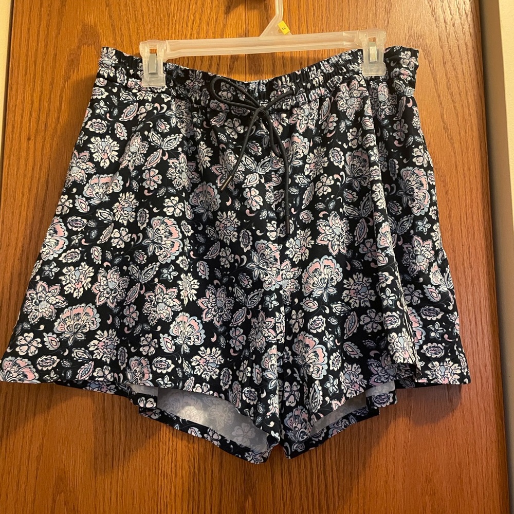 FIT Navy/Flowers Shorts